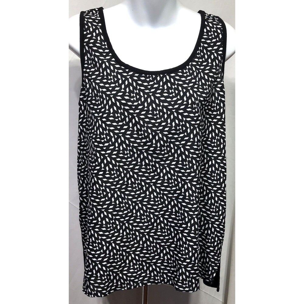 August silk sleeveless tank top L black white Geo scoop neck Hi Low hem Flowy